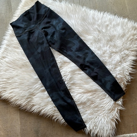 Glyder Smoke Camo Sultry High Rise Legging Size Small - Picture 2 of 15